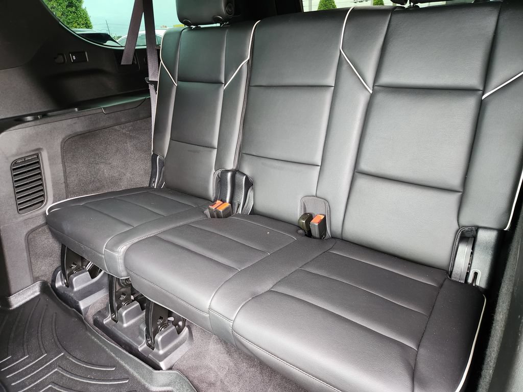 Used 2023 Cadillac Escalade ESV Sport w/ Touring Package RWD image 32