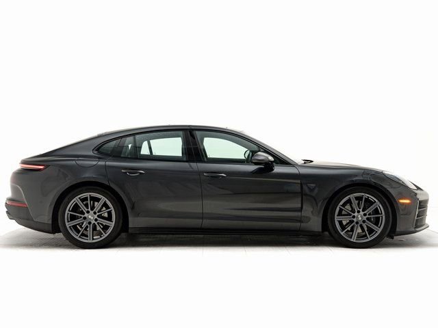 Certified 2025 Porsche Panamera 4 image 32