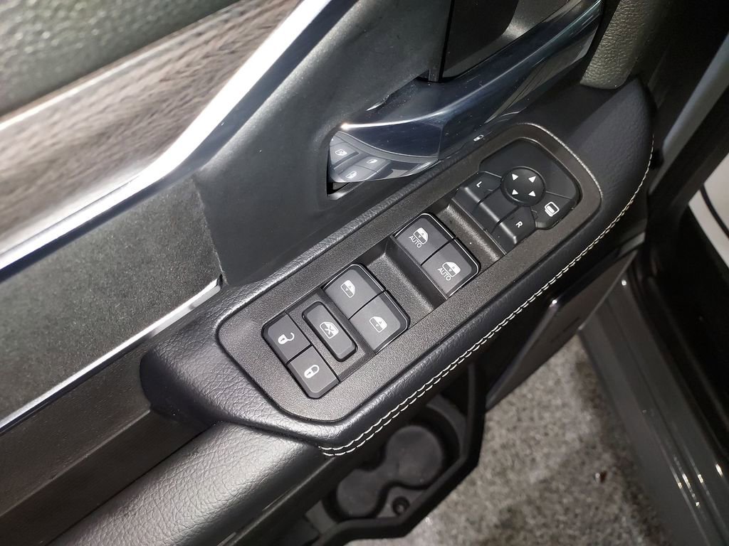 New 2026 RAM 3500 Big Horn w/ Laramie Trim Package image 19