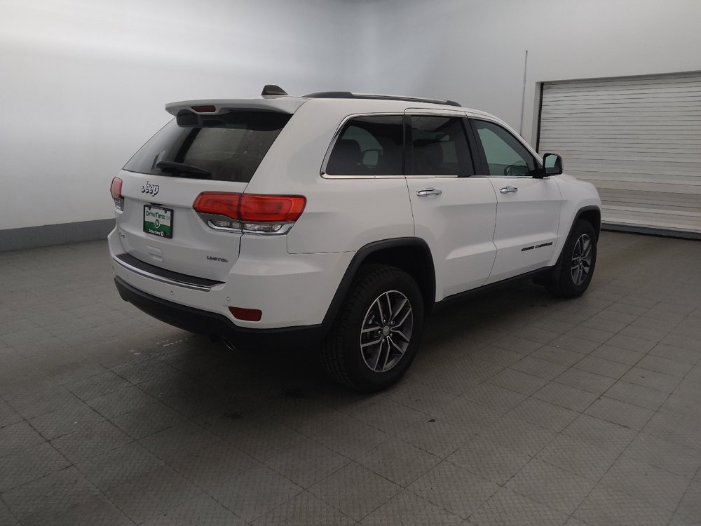 Used 2017 Jeep Grand Cherokee Limited AWD/4WD image 9