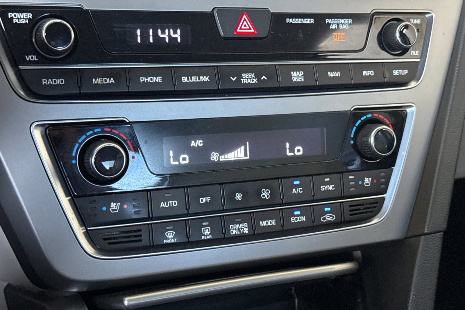 Used 2017 Hyundai Sonata Limited FWD image 18