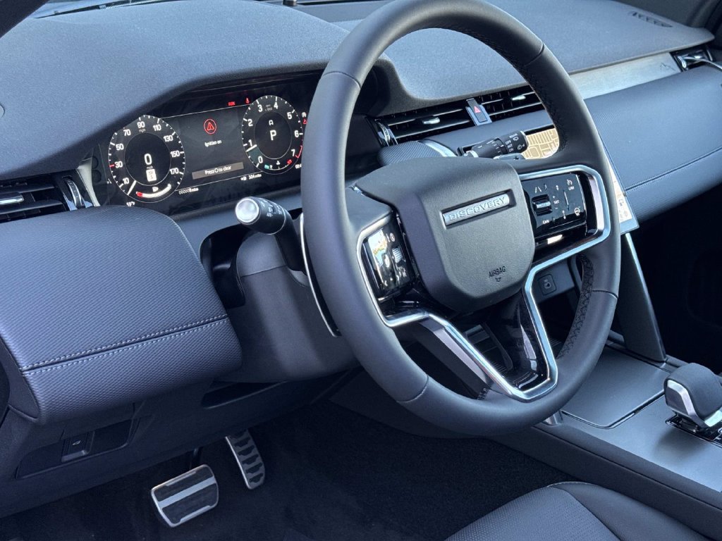 New 2026 Land Rover Discovery Sport Landmark AWD/4WD image 22