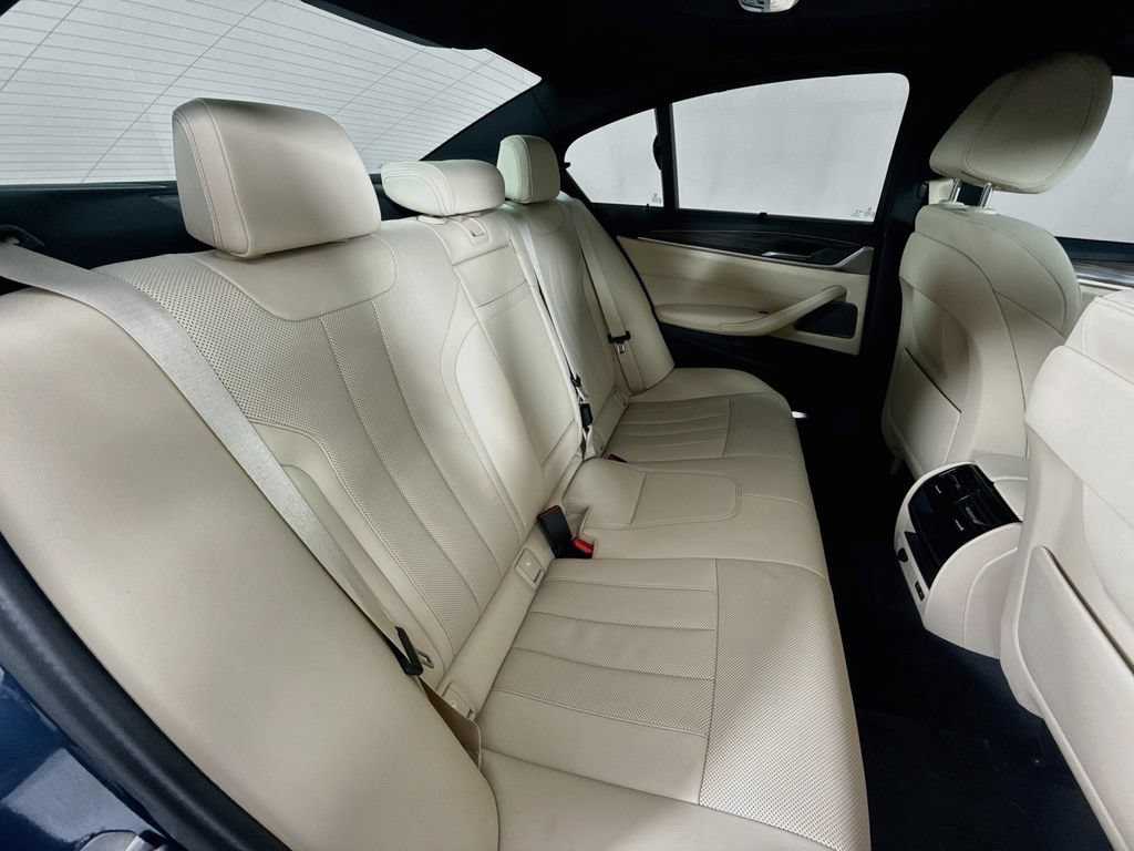 Used 2023 BMW 540i xDrive w/ Premium Package AWD/4WD image 27