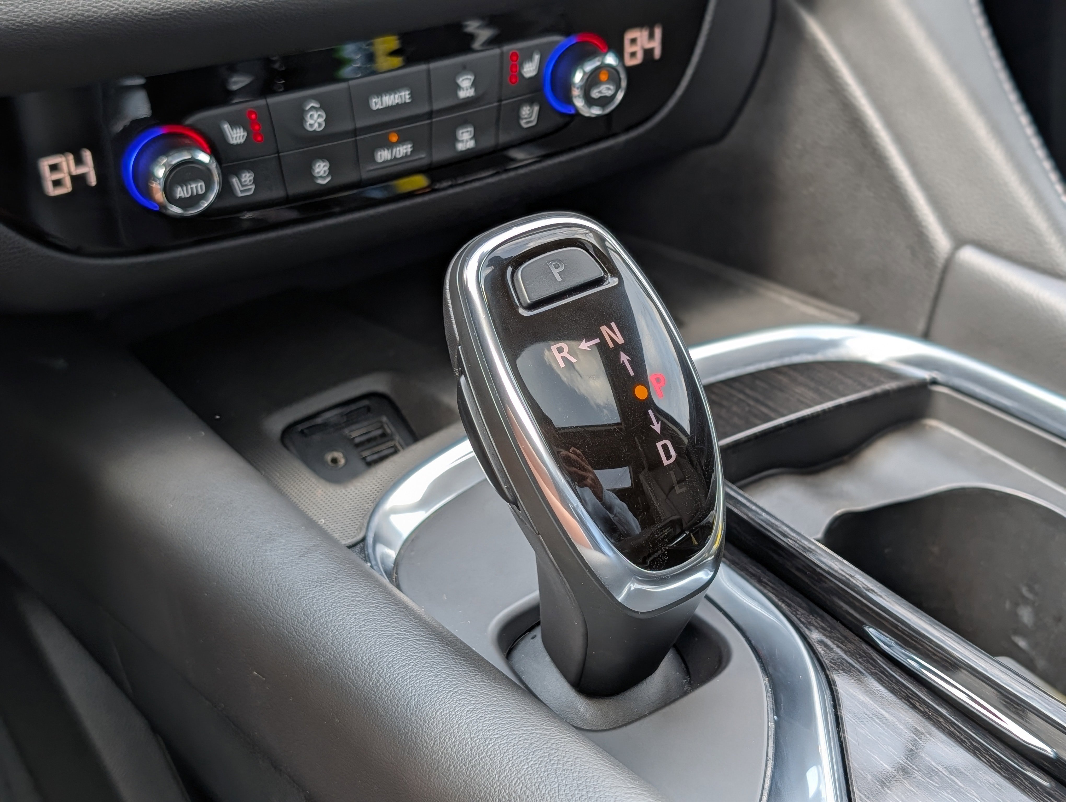 Used 2020 Buick Enclave Avenir w/ Avenir Technology Package image 17