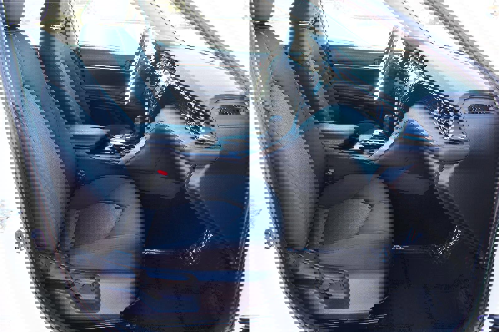 Used 2020 Toyota Camry LE image 45