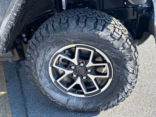 New 2026 Jeep Wrangler Unlimited Rubicon w/ Safety Group AWD/4WD image 11