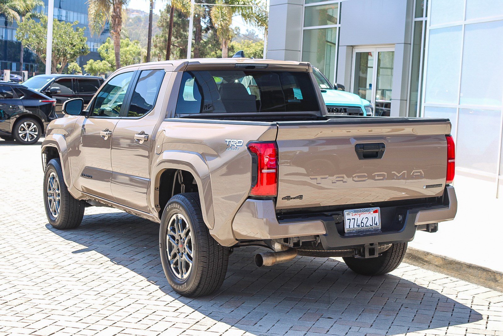 Certified 2026 Toyota Tacoma TRD Sport AWD/4WD image 9