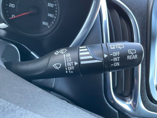 Used 2024 Chevrolet Equinox LT AWD/4WD image 9