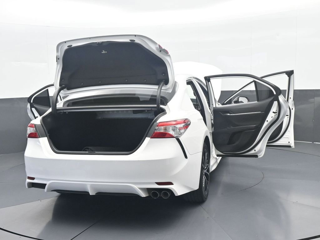 Used 2020 Toyota Camry SE image 67