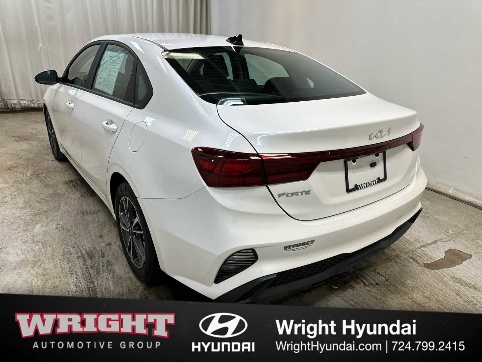 Used 2023 Kia Forte LXS w/ LXS Technology Package image 4