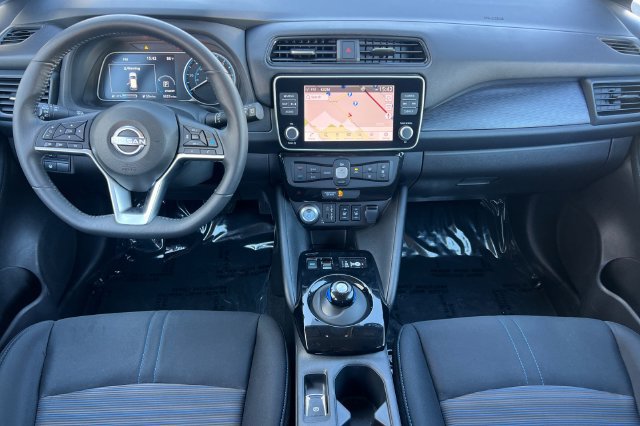 Used 2025 Nissan Leaf SV Plus FWD image 15