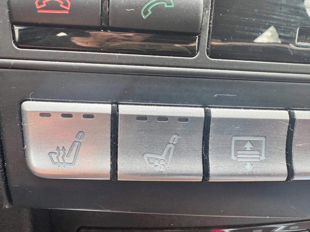 Used 2015 Mercedes-Benz E 350 E 350 4MATIC AWD 4dr Sedan w/ Premium 1 Package image 27