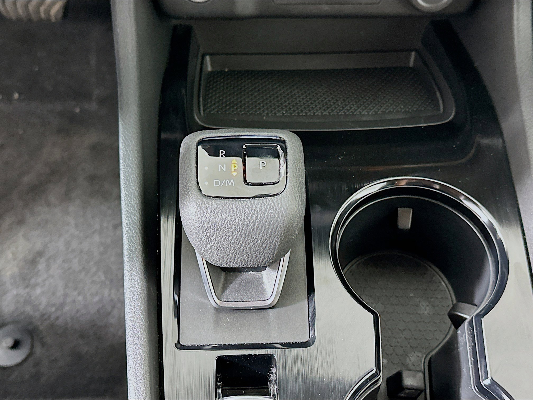 Used 2023 Nissan Rogue SV image 23