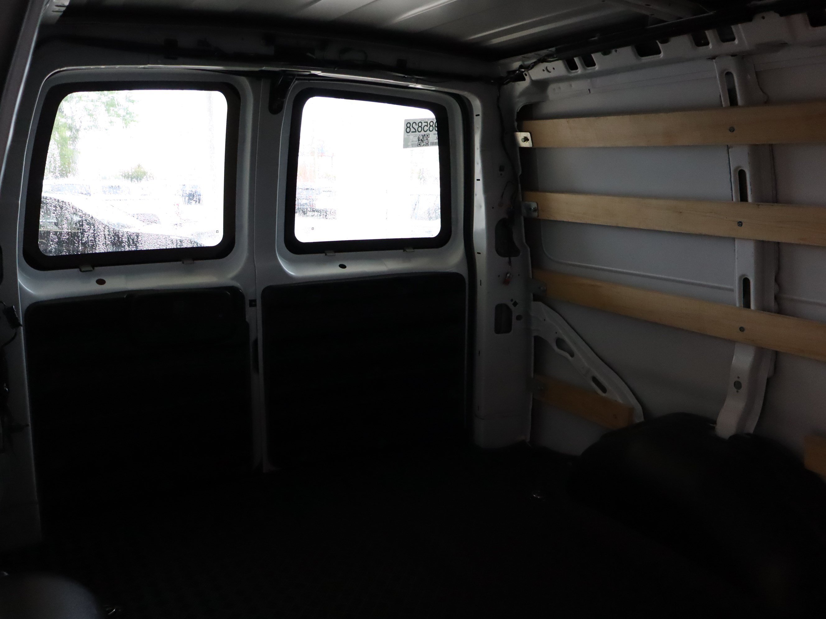 Used 2025 GMC Savana 2500 w/ Driver Convenience Package RWD image 28