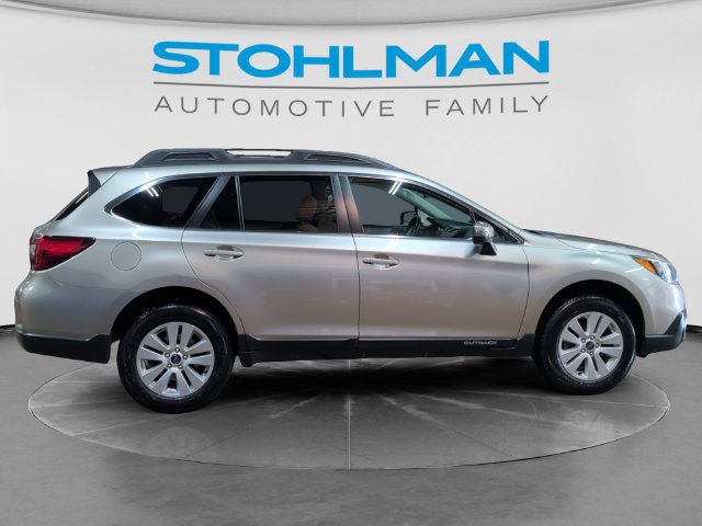 Used 2015 Subaru Outback 2.5i Premium AWD/4WD image 4
