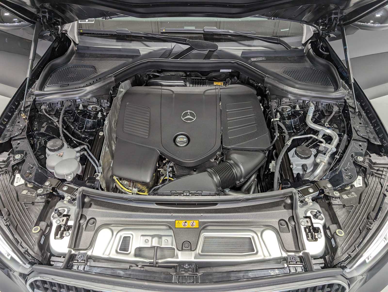 New 2026 Mercedes-Benz GLC 300 4MATIC image 12