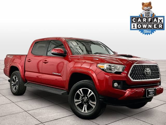 Used 2019 Toyota Tacoma TRD Sport AWD/4WD image 2