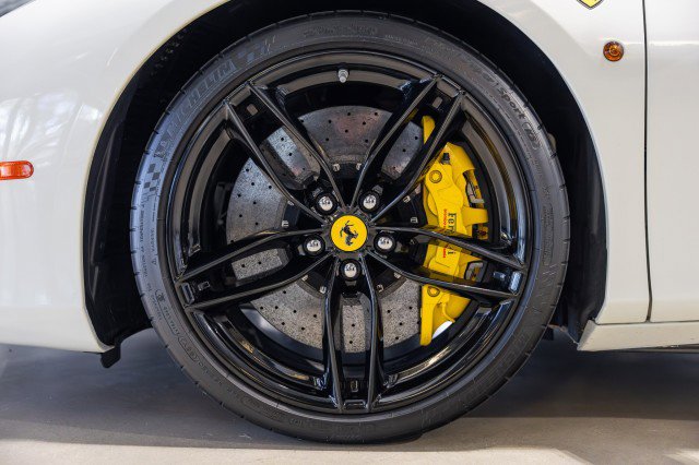 Used 2018 Ferrari 488 Spider image 46