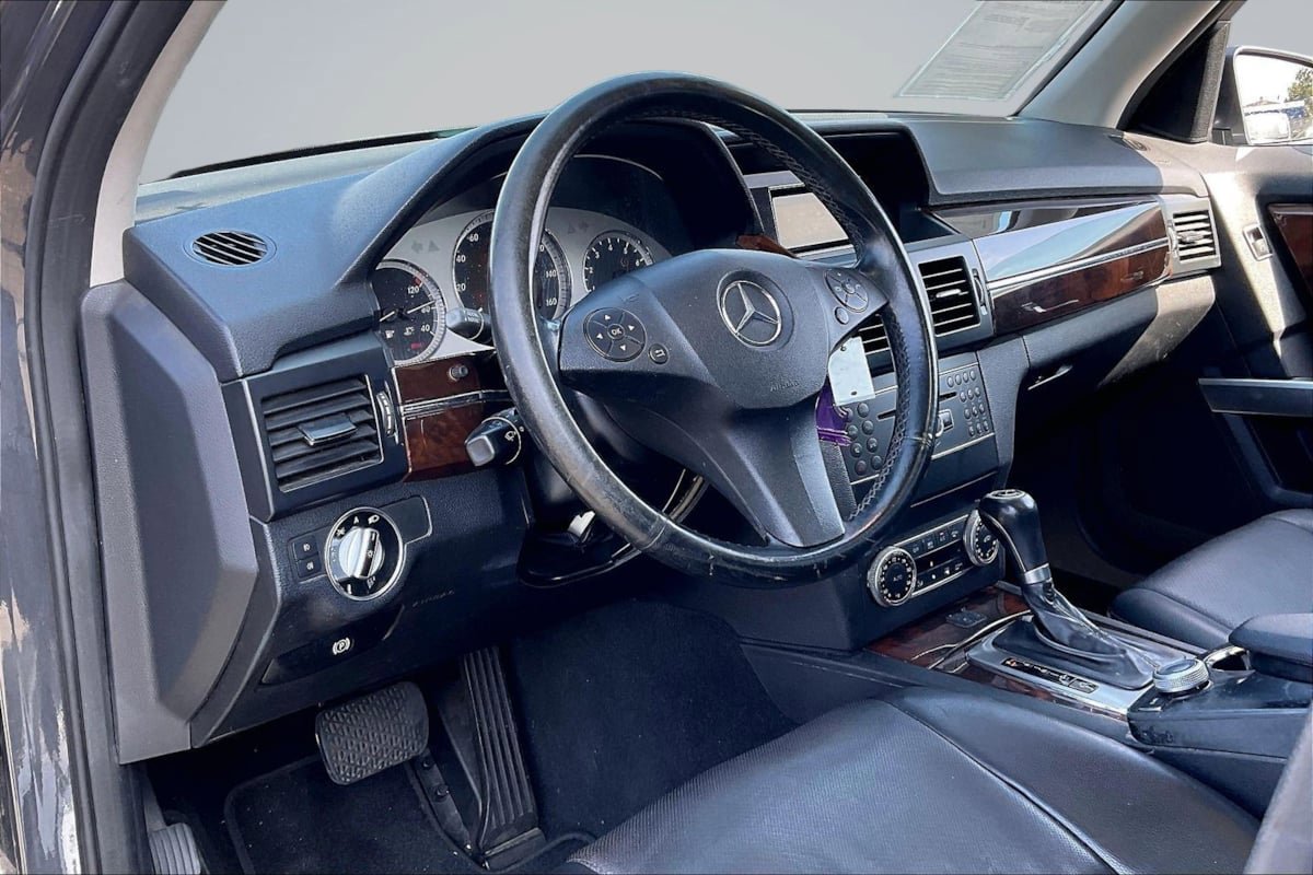 Used 2011 Mercedes-Benz GLK 350 2WD image 14
