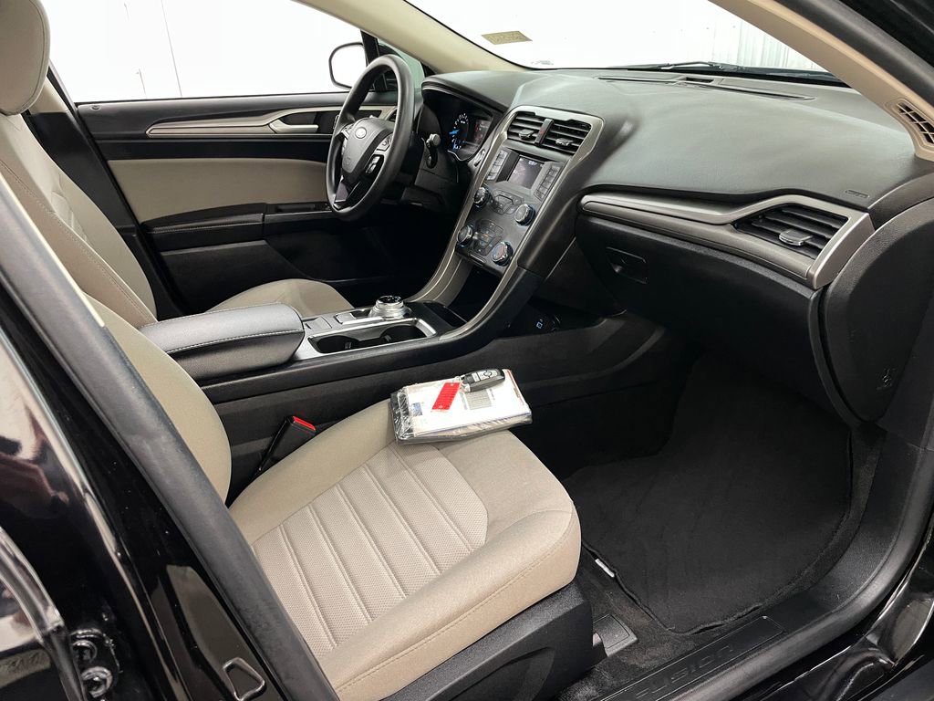 Used 2020 Ford Fusion S image 34