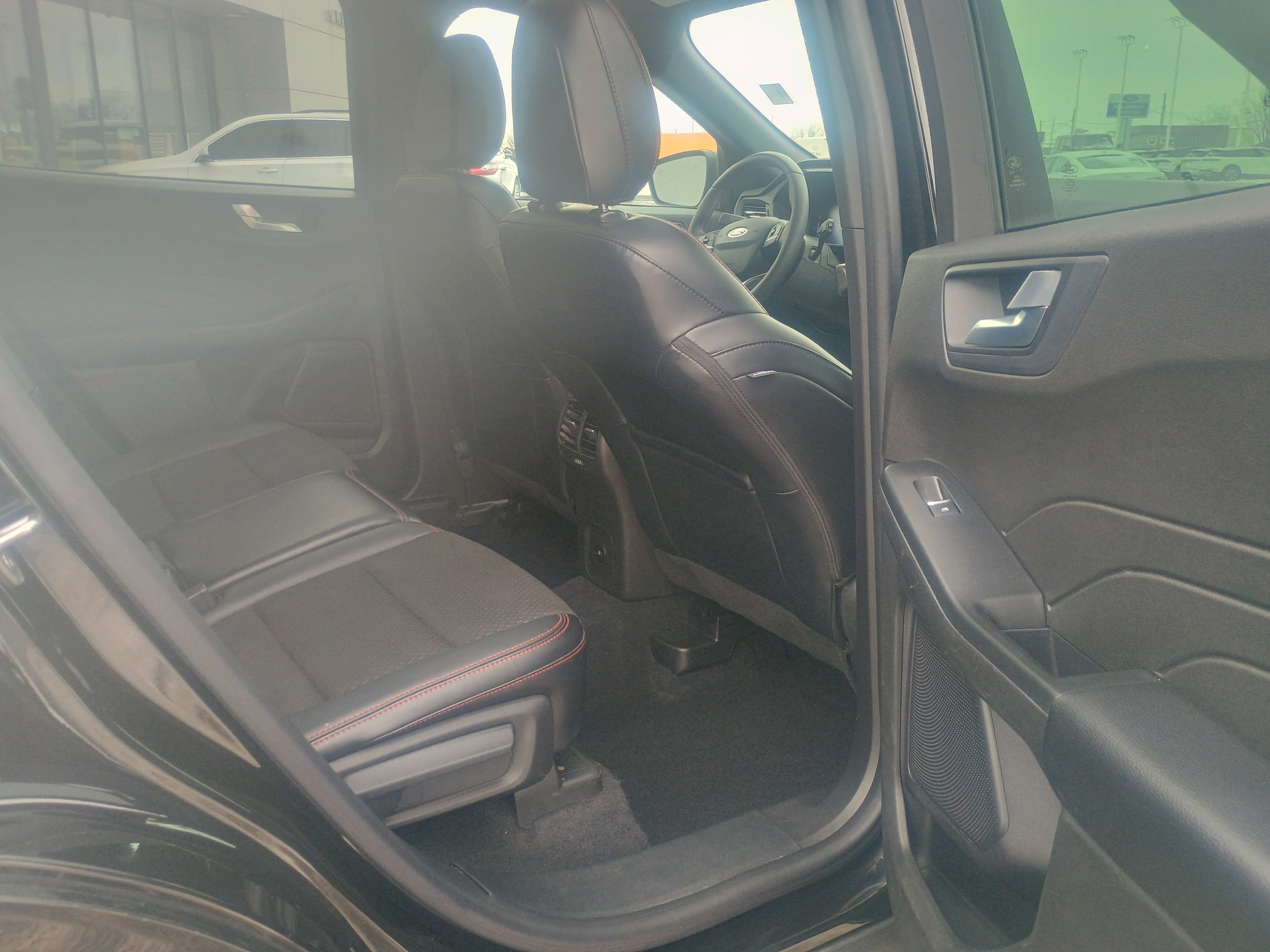 Certified 2023 Ford Escape ST-Line w/ Tech Pack #1 image 16