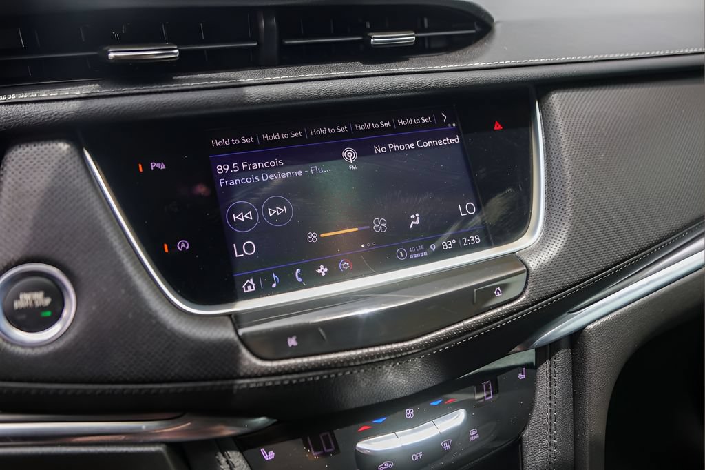 Certified 2024 Cadillac XT5 Luxury FWD image 16