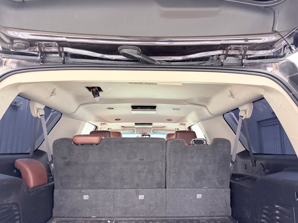 Used 2015 Cadillac Escalade ESV Premium AWD/4WD image 38