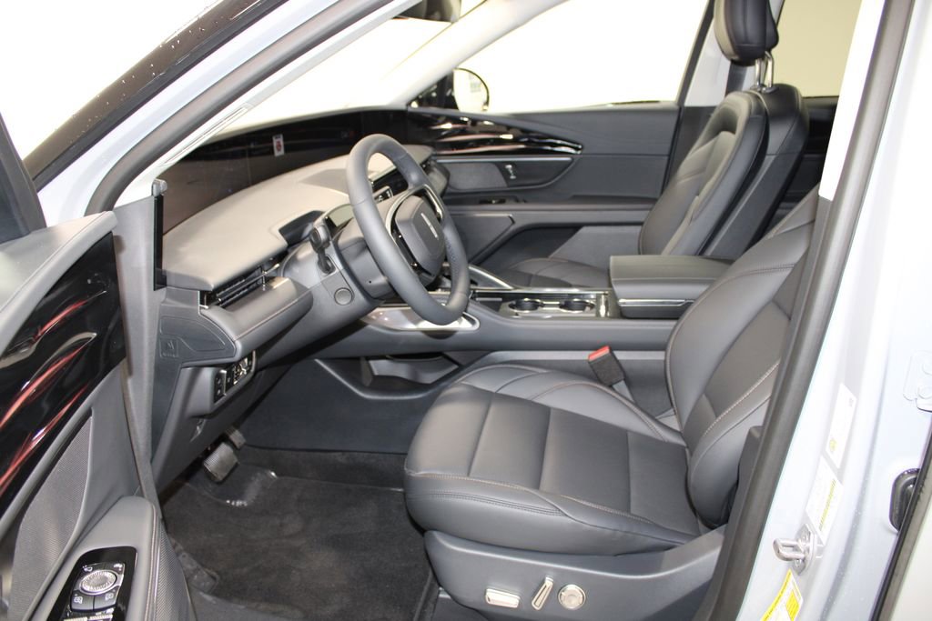 New 2026 Lincoln Nautilus Premier image 22