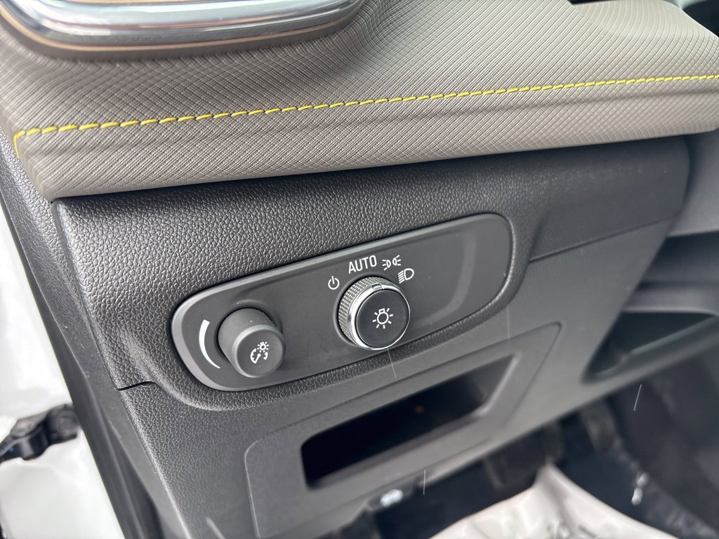 Used 2024 Chevrolet TrailBlazer ACTIV w/ Convenience Package image 23