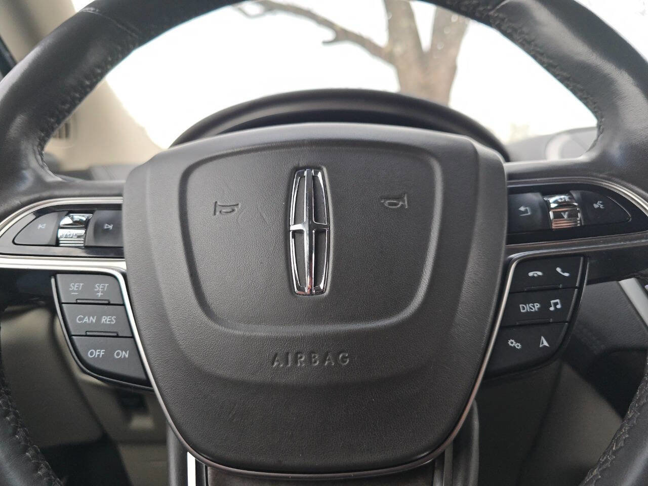 Used 2019 Lincoln Nautilus Select image 38