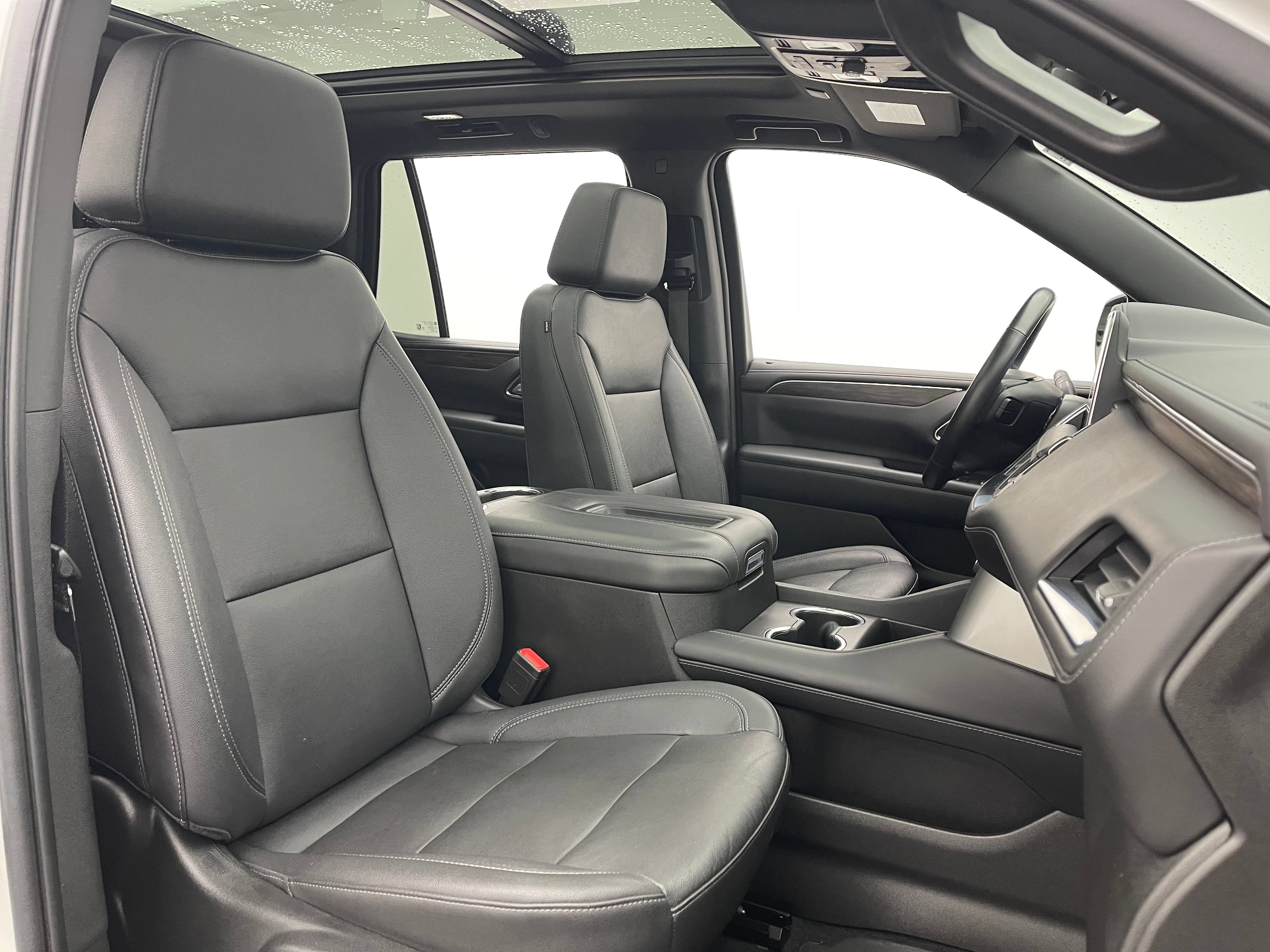 Used 2022 Chevrolet Tahoe Z71 w/ Z71 Off-Road Package AWD/4WD image 38
