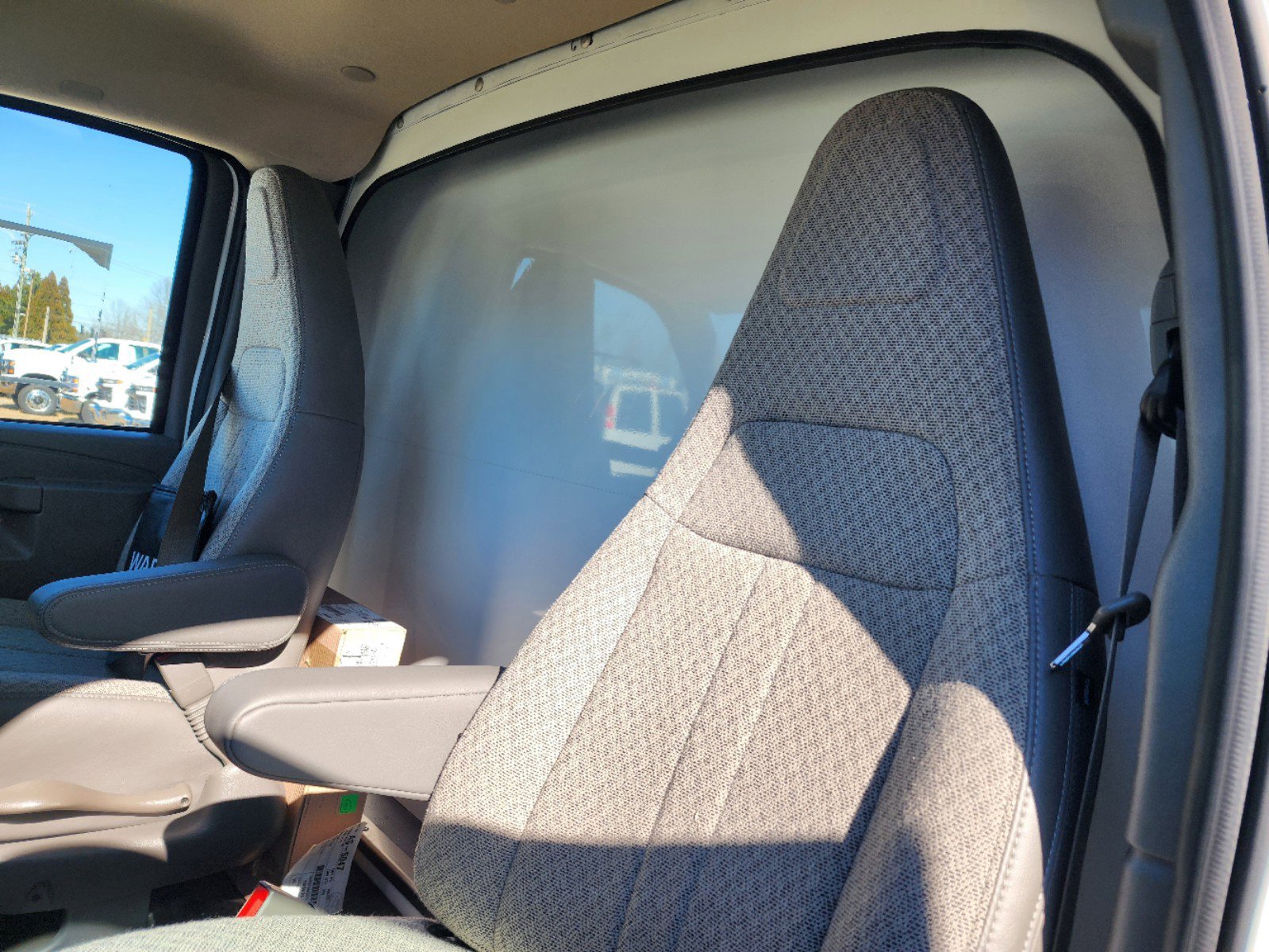 New 2024 Chevrolet Express 3500 w/ Power Convenience Package image 15