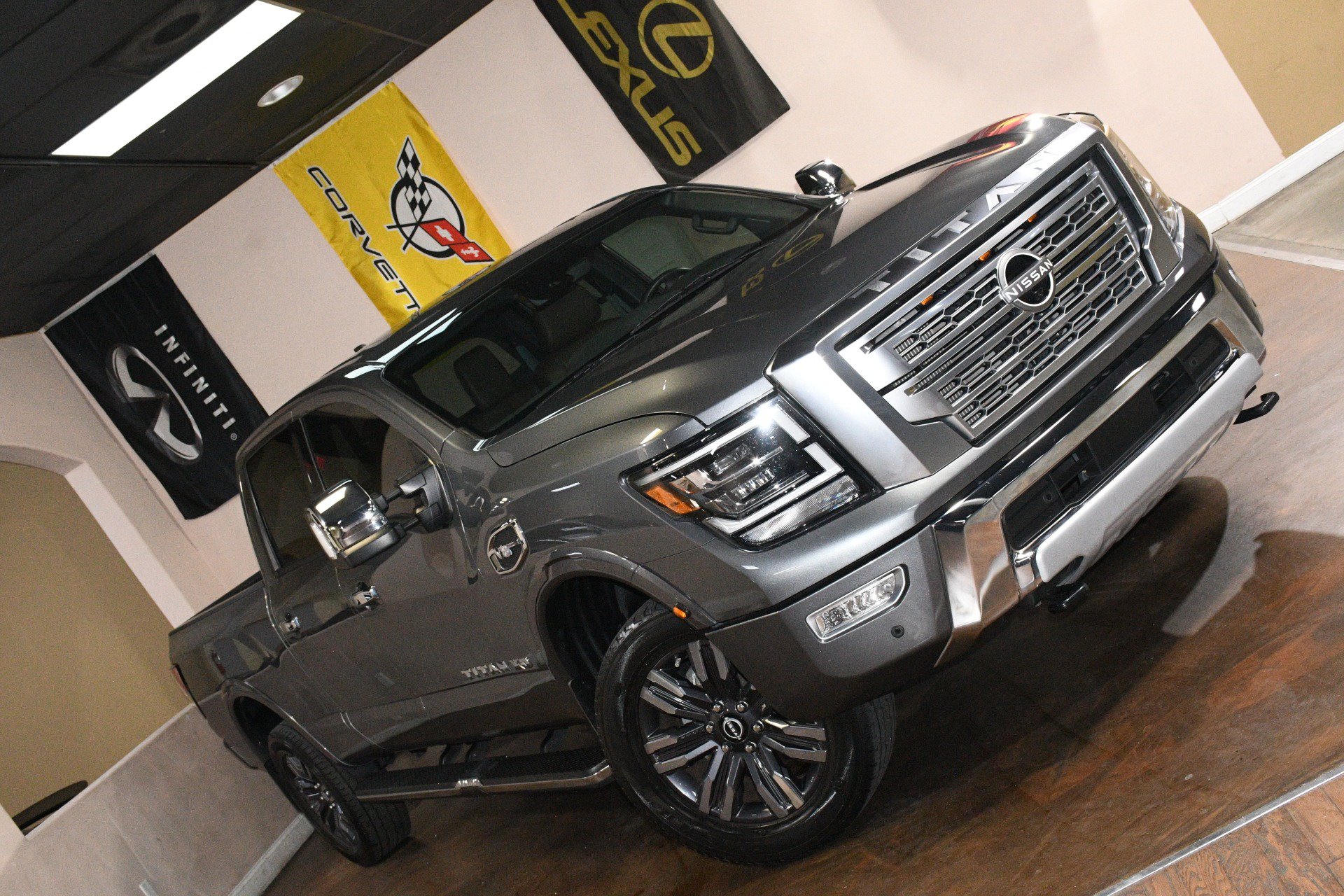 Used 2023 Nissan Titan Platinum Reserve w/ Moonroof Package AWD/4WD image 77