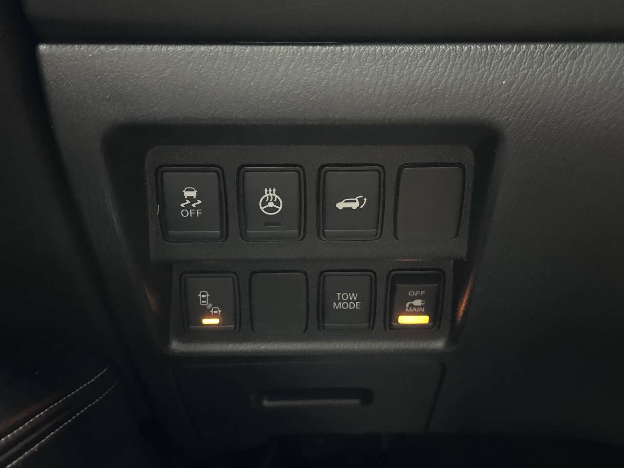 Used 2020 Nissan Pathfinder SL AWD/4WD image 27