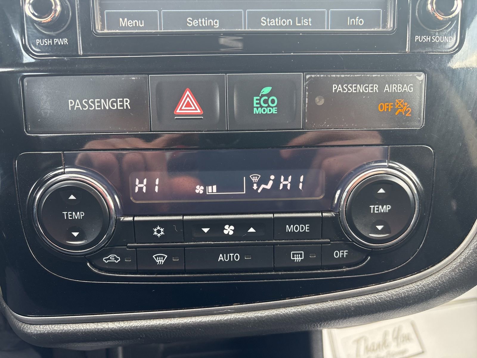 Used 2016 Mitsubishi Outlander SE image 24