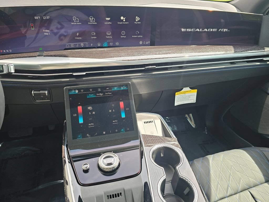 New 2026 Cadillac Escalade IQL Luxury AWD/4WD image 31