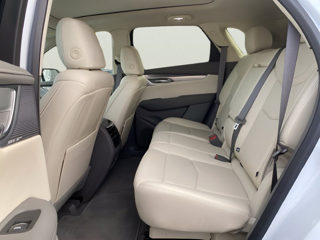 Certified 2024 Cadillac XT5 Premium Luxury AWD/4WD image 14