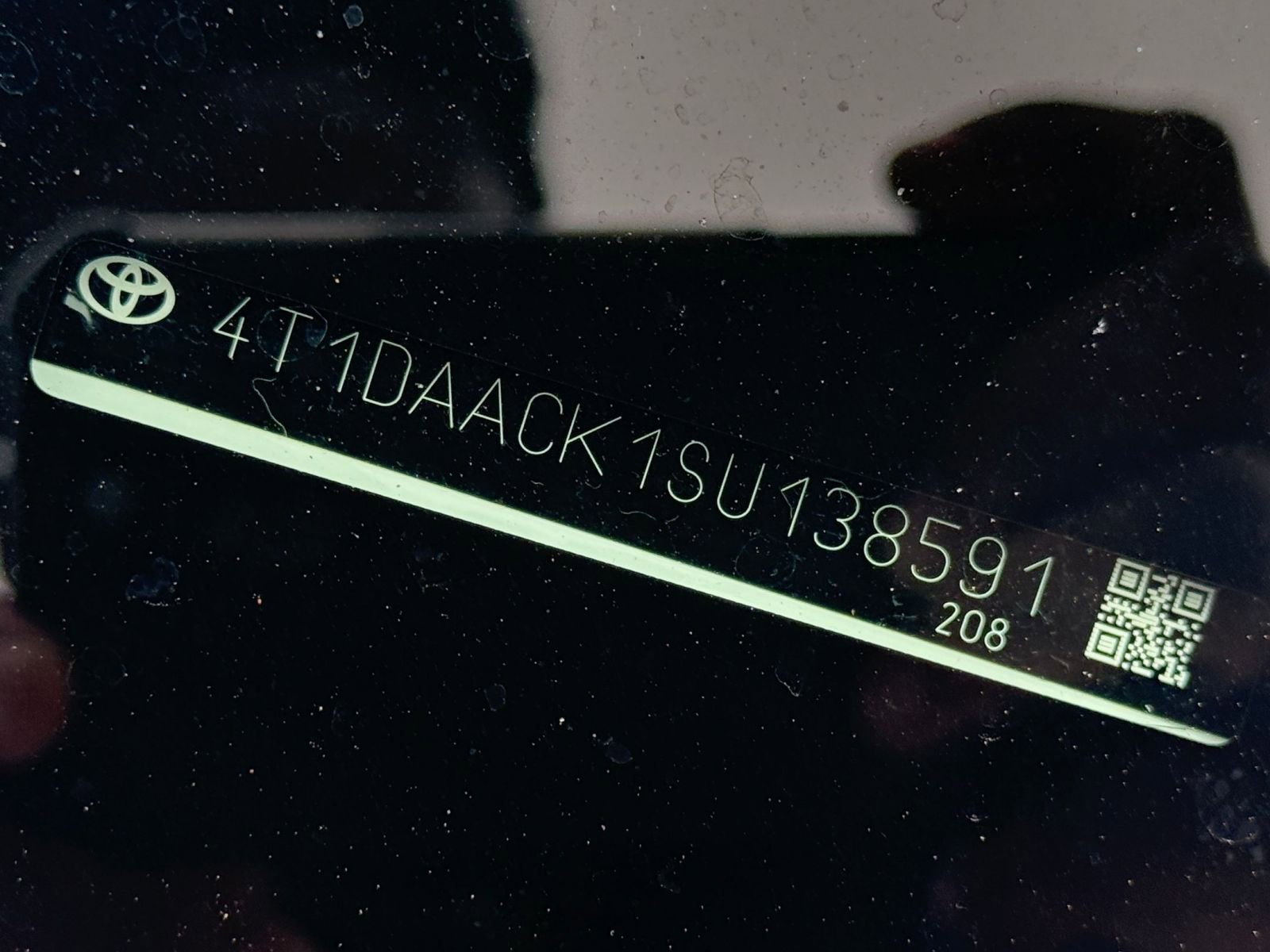 Used 2025 Toyota Camry SE image 29