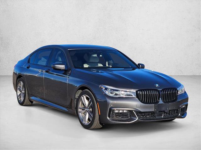 Used 2019 BMW 750i xDrive w/ Executive Package image 3
