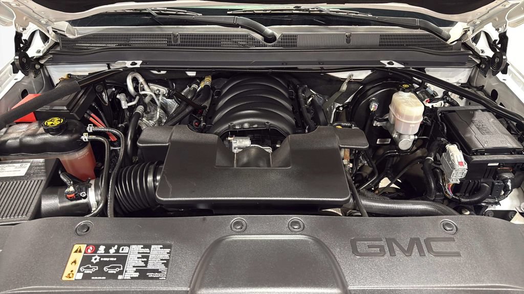 Used 2020 GMC Yukon SLE AWD/4WD image 38