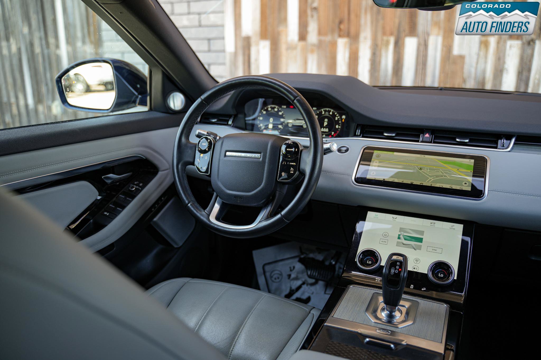 Used 2020 Land Rover Range Rover Evoque SE AWD/4WD image 17