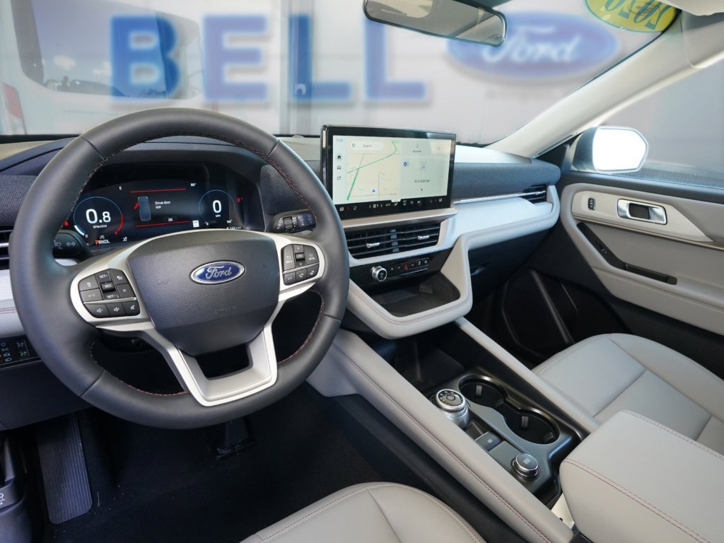 New 2026 Ford Explorer Active w/ Active Comfort Package AWD/4WD image 11