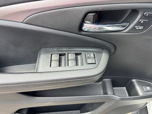 Used 2022 Honda Ridgeline RTL image 16