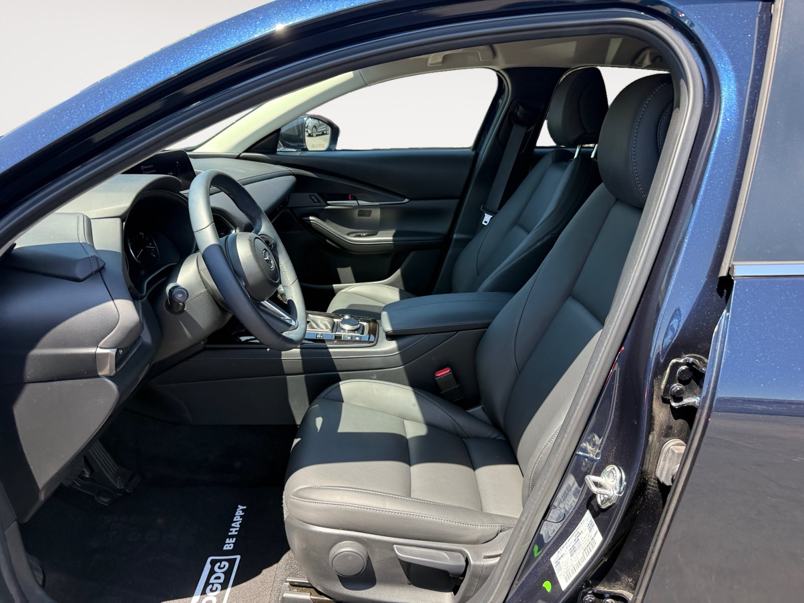 Certified 2025 MAZDA CX-30 AWD 2.5 S w/ Select Sport Pkg image 10