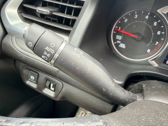 Used 2020 GMC Acadia SLE w/ Driver Convenience Package FWD image 47