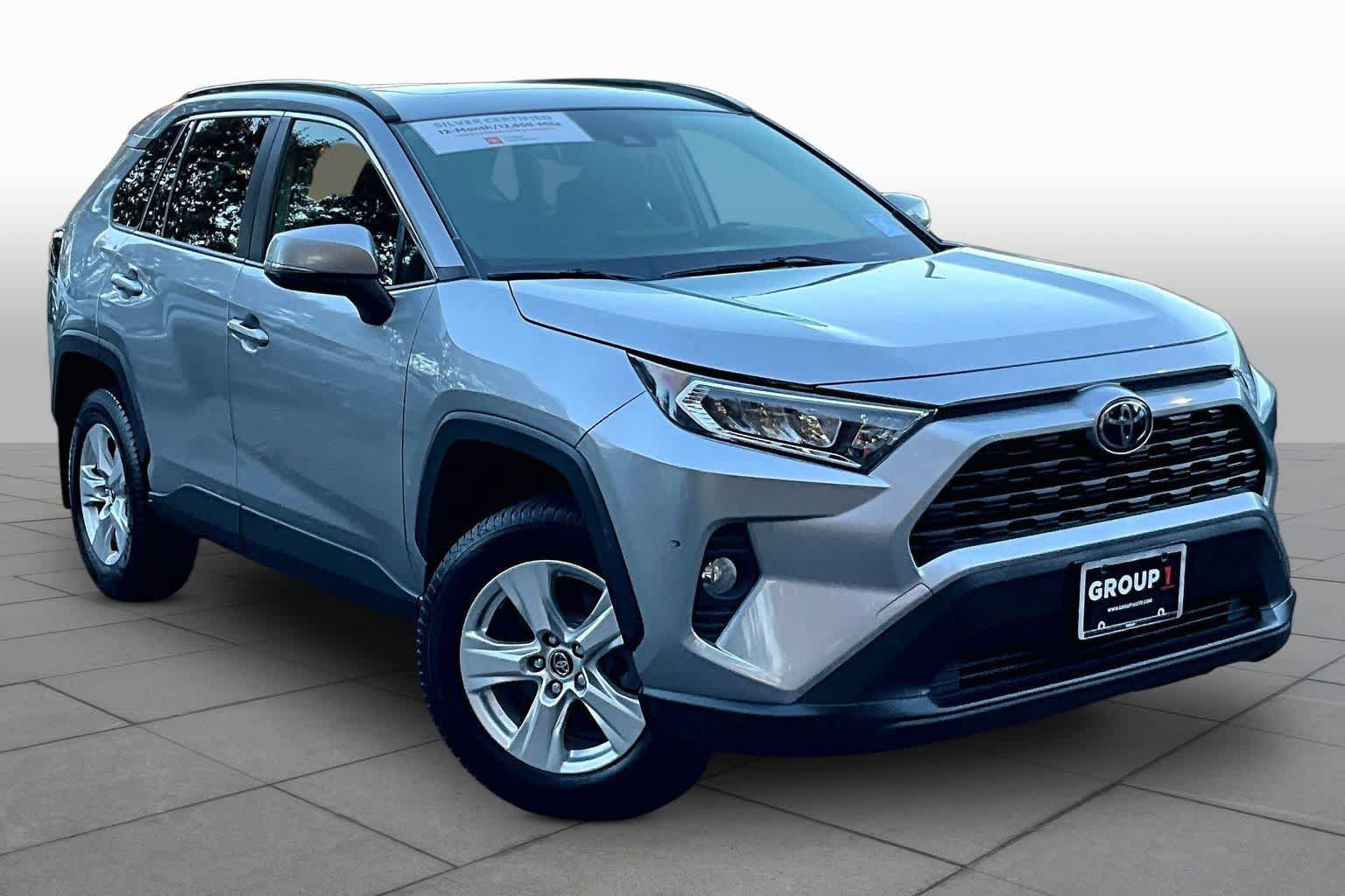 Certified 2019 Toyota RAV4 XLE w/ Convenience Package AWD/4WD image 3