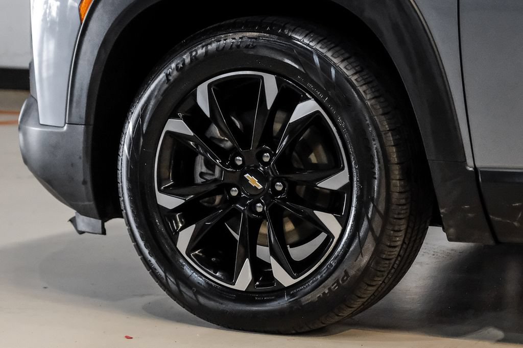 Used 2021 Chevrolet TrailBlazer LT w/ Sun and Liftgate Package FWD image 54