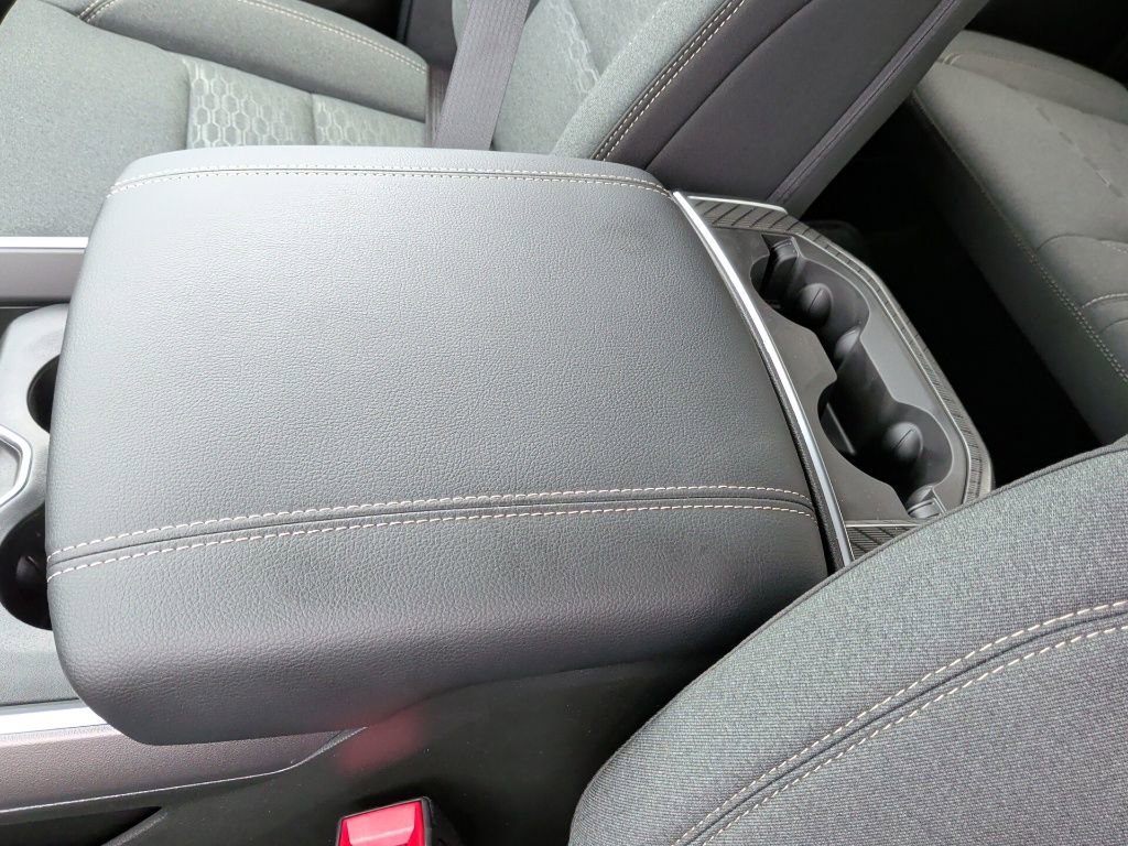 New 2026 RAM 1500 4x4 Crew Cab image 34