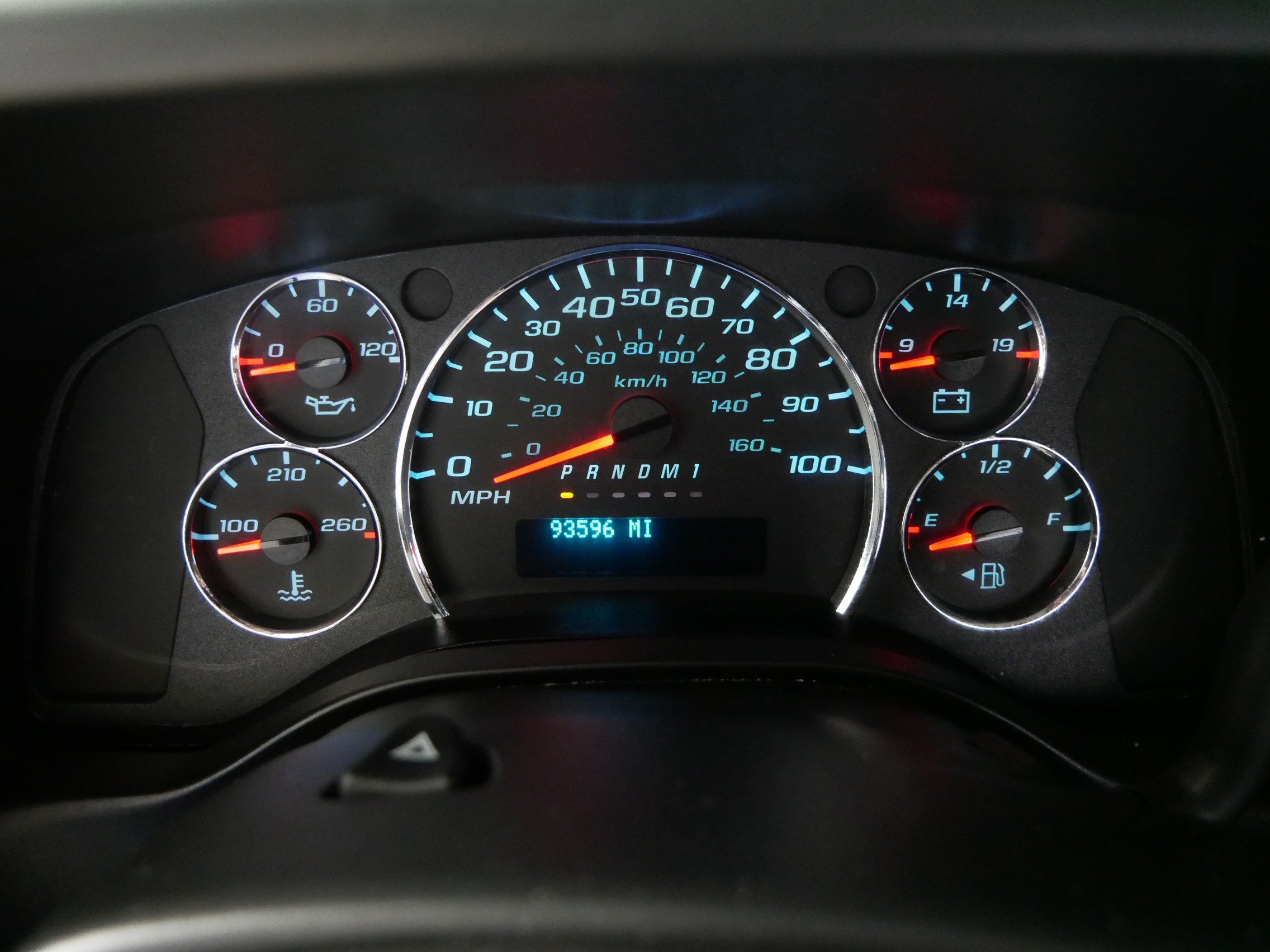Used 2021 Chevrolet Express 2500 w/ Safety Package RWD image 21