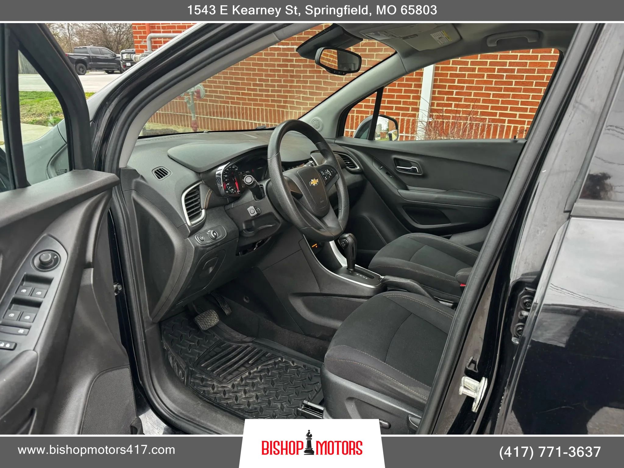Used 2017 Chevrolet Trax LS FWD image 9